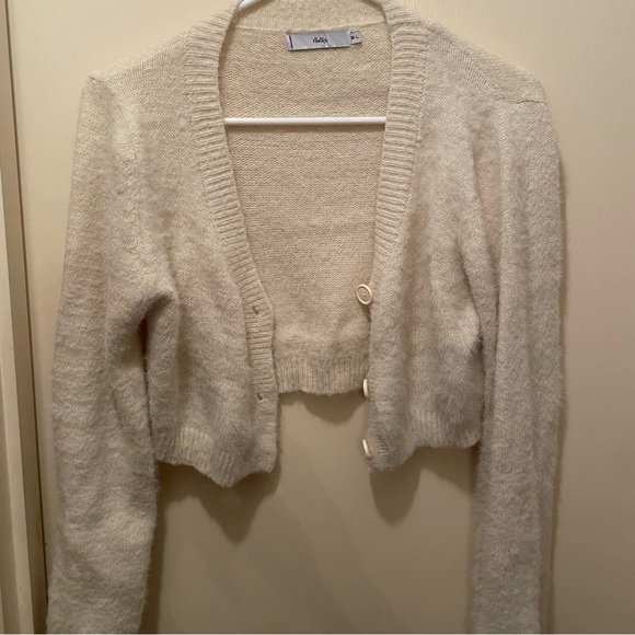 Adika Sweaters - Adika White Sweater